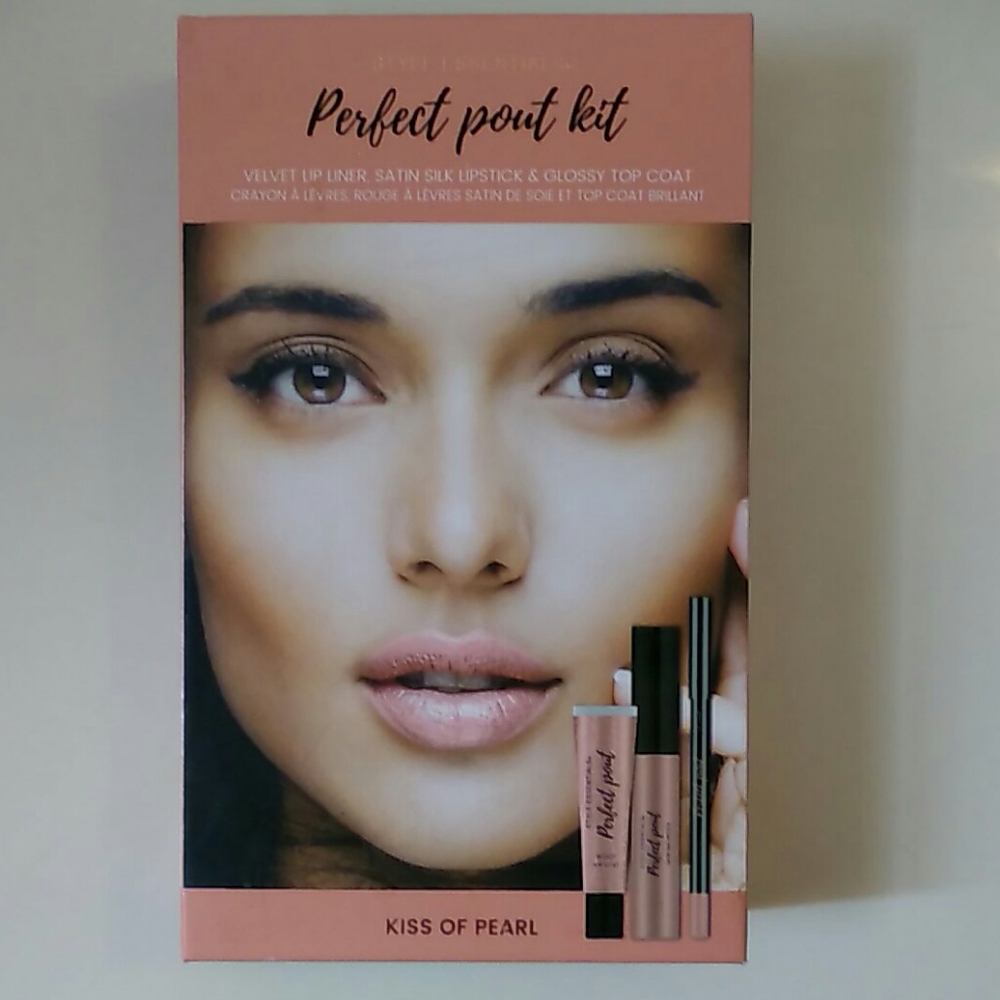 NWOT Perfect Pout Kit